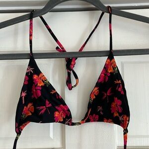 Leni’s swim double sided triangle bikini